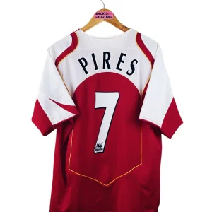 2004 / 2005 – maillot domicile Arsenal – Pires #7 (L)