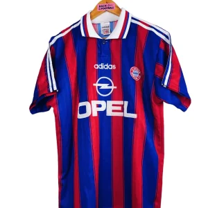 1995 / 1997 – Bayern Munich (M)