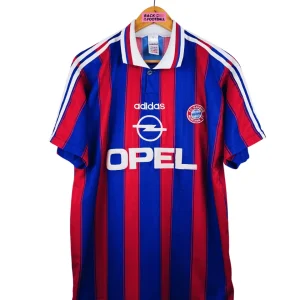 1995 / 1997 – Bayern Munich (L)
