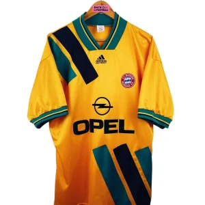 1993 / 1995 – maillot extérieur Bayern Munich (L)