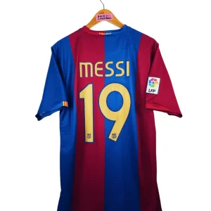 2006 / 2007 – Barcelone – Messi #19 (L)