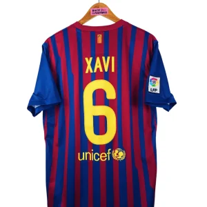 2011 / 2012 – maillot domicile Barcelone – Xavi #6 (L)
