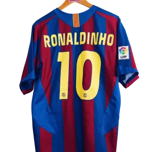 2005 / 2006 – Barcelone – Ronaldinho #10 (M)