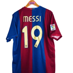2006 / 2007 – Barcelone – Messi #19 (L)
