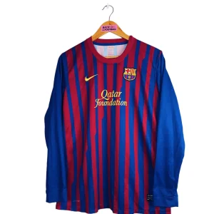 2011 / 2012 – maillot domicile Barcelone #2 (L) *Player issue*