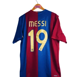 2006 / 2007 – Barcelone – Messi #19 (L)