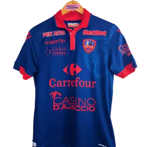 2015 / 2016 – Gazelec Ajaccio (S)