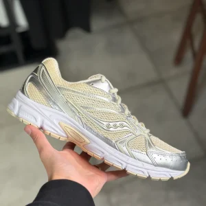 Saucony Ride Millennium beige et grise | Lyon