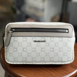 Banane Chabrand de couleur blanche avec motifs « C » de couleur gris | Lyon