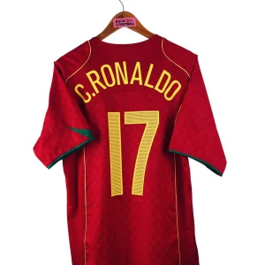 2004 – maillot domicile Portugal – C. Ronaldo #17 (M)