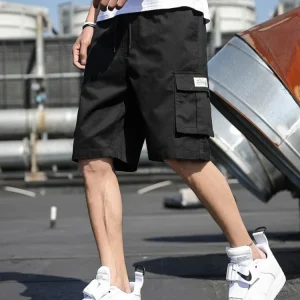 Short cargo noir homme